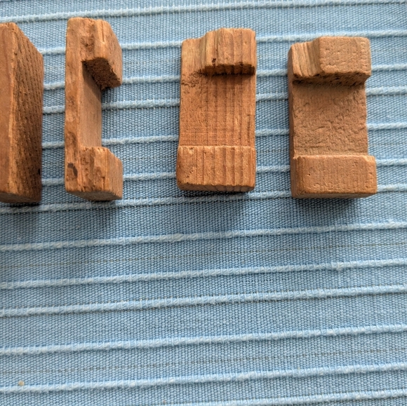 Vintage American Logs Building Set - Picture 5 of 8